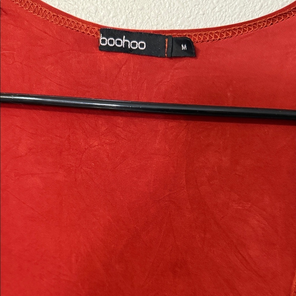 Boohoo Vibrant Red Top - Picture 2 of 3